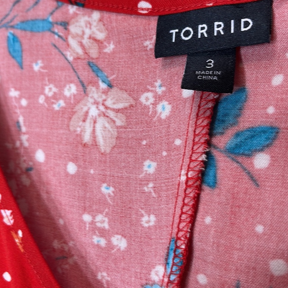 Torrid Fit And Flare Stretch Challis Button-Front Tank - Picture 6 of 14